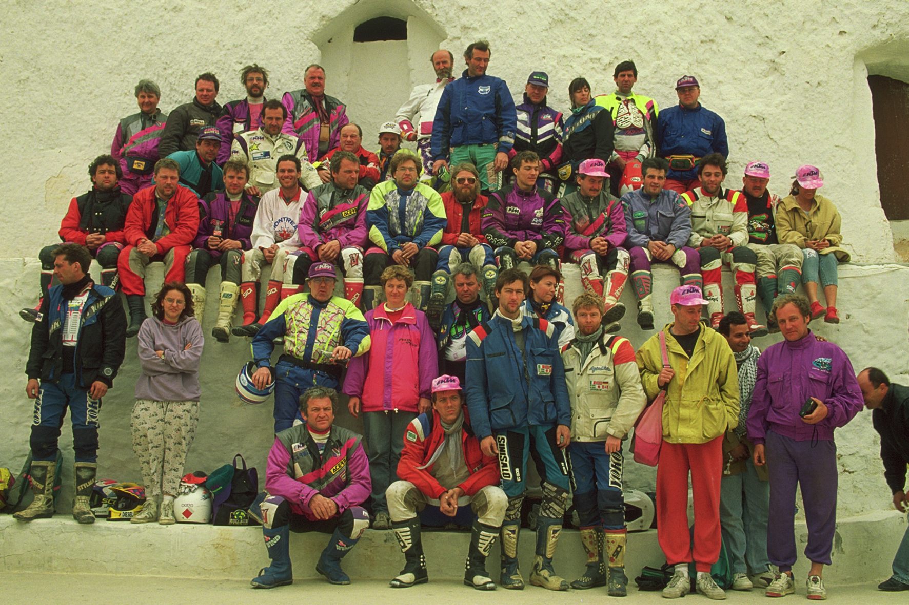 Teilnehmer einer frühen Oasis Rally in Tunesien